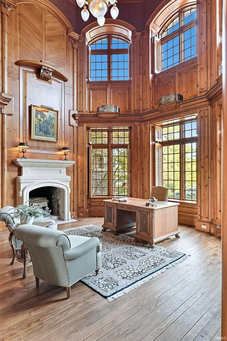 Freeland Castle—The Mansion that Pizza Built—Sells in Fort Wayne, Indiana!  | Pricey Pads, image size:768x1152