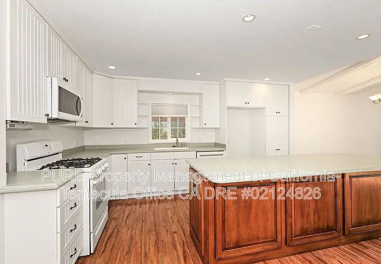 33426 Windmill Rd — Photo 10