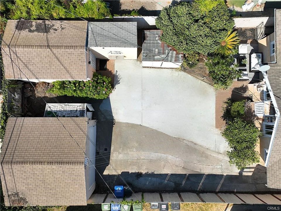 3959 Denker Ave, Los Angeles, CA 90062 | MLS #OC26022553 | Zillow