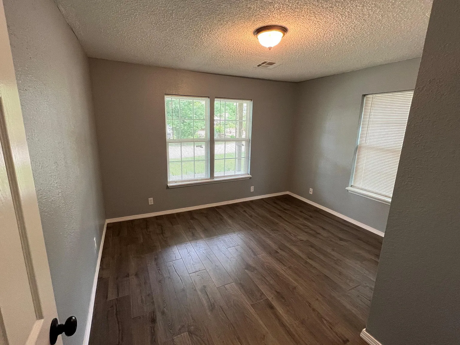 5812 S 31st West Avenue — Photo 2