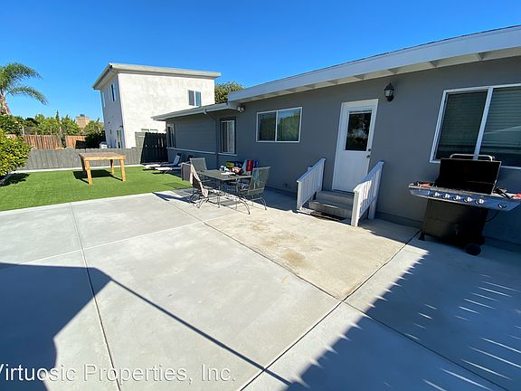 3rd image of 5120-22 63rd St