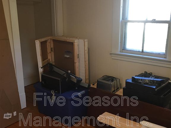 5th image of 341 Pearl St APT 6