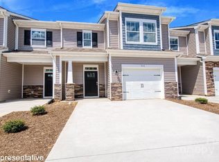 516 Wheatfield Rd, Fletcher, NC 28732