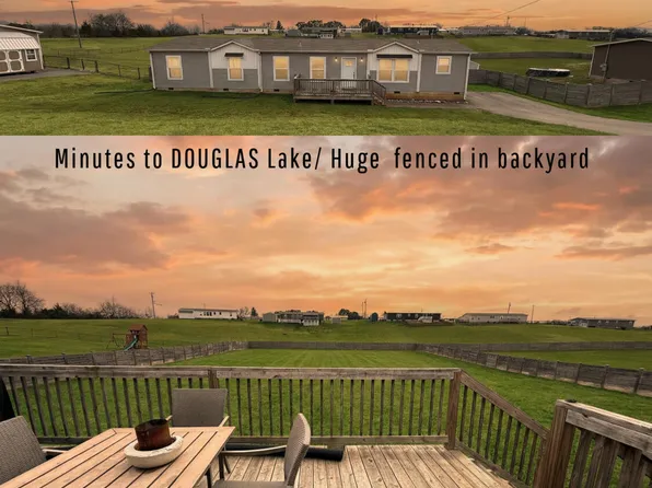 611 Towers Dr, Dandridge, TN 37725