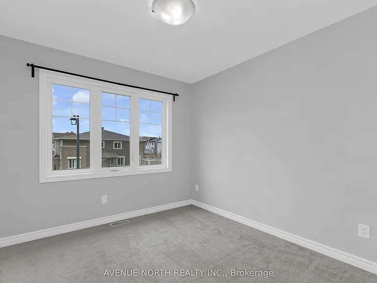 940 Kilbirnie Dr — Photo 37