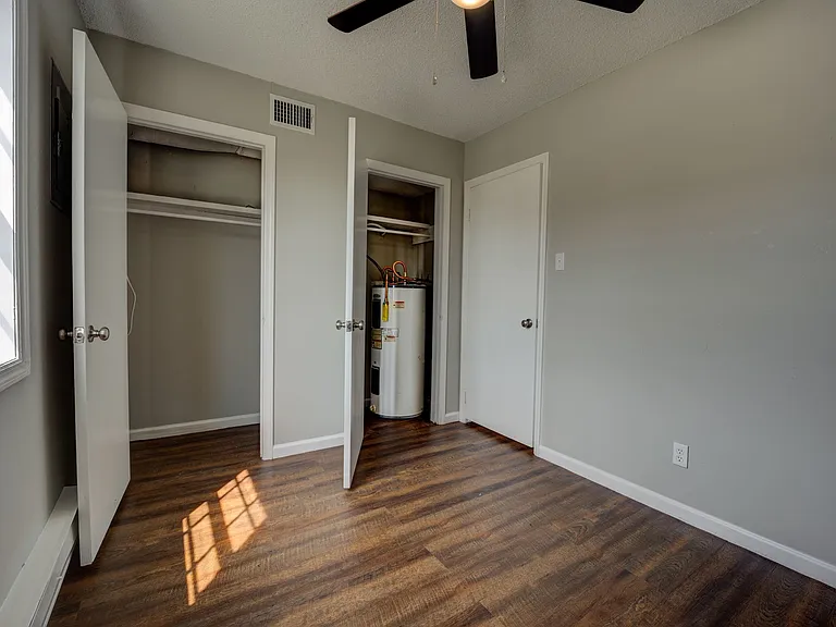 Mill Creek Apartments — Photo 12