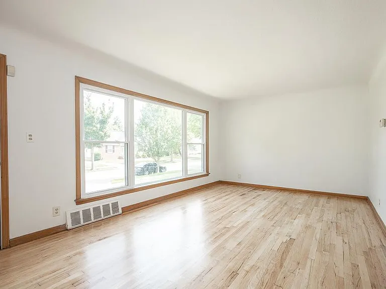 3832 Wallingford Rd — Photo 23
