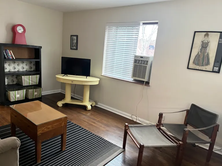 464 Grand Ave #1 — Photo 3
