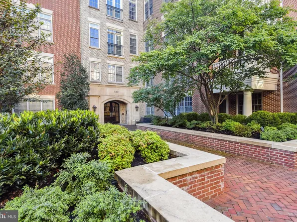 540 2nd St APT 202, Alexandria, VA 22314