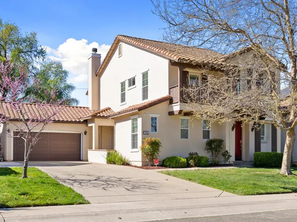 5960 Park Village St, Sacramento, CA 95822