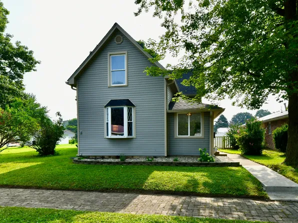 205 N 10th St, Elwood, IN 46036