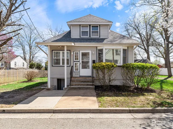 230 Sylvan Dell Ave, Edison, NJ 08817