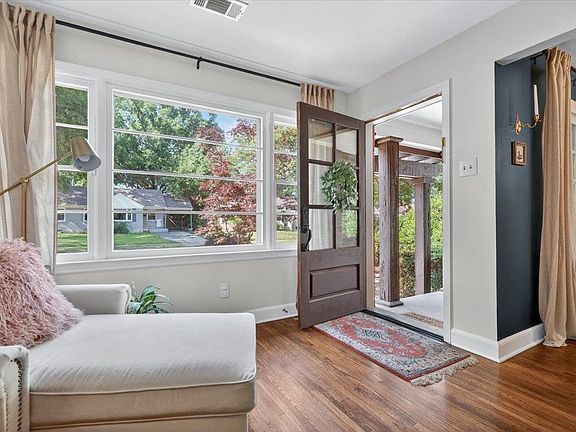 4th image of 5005 Verosa Ave