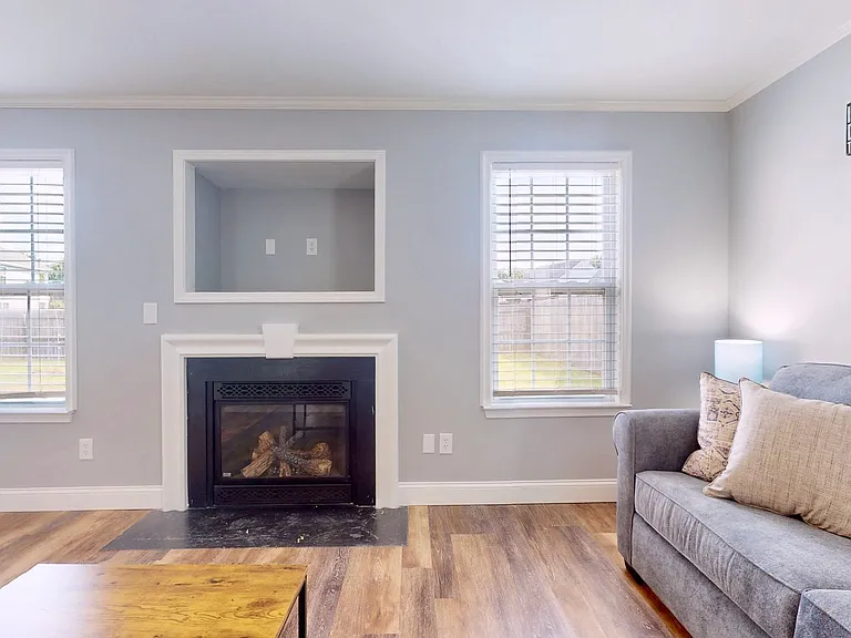 11239 Walland Ln — Photo 52