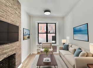 428 W 48th St APT 1WF, New York, NY 10036