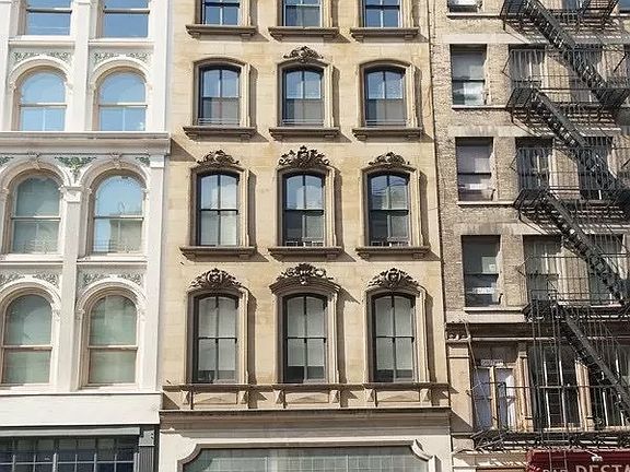 3rd image of 122 Chambers St APT 4