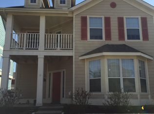 1204 Oakcrest Dr, Aubrey, TX 76227
