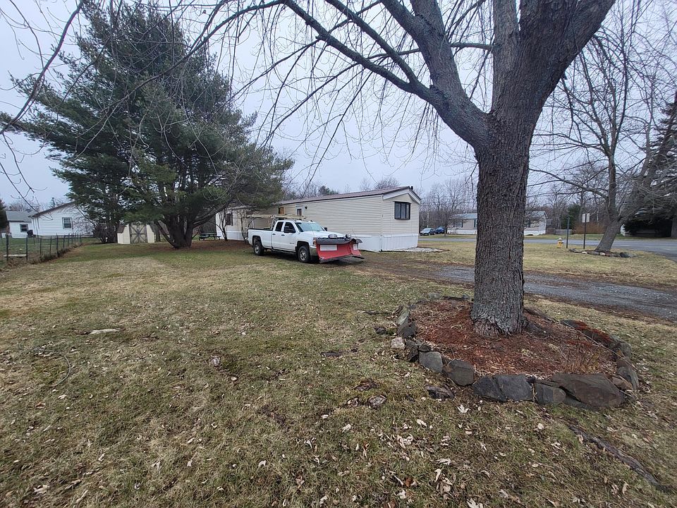 2nd image of 3 Shepherd Dr