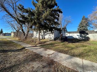 723 4th Ave, Whitewood, SK S0G5C0