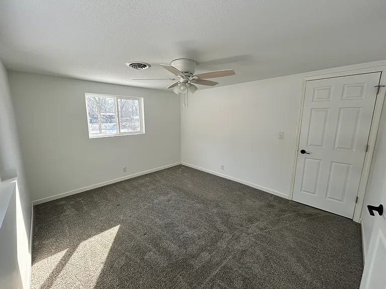2271 S Cost A Plenty Rd #2 — Photo 9