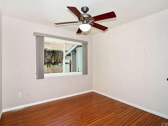 4th image of 23945 Hamlin St