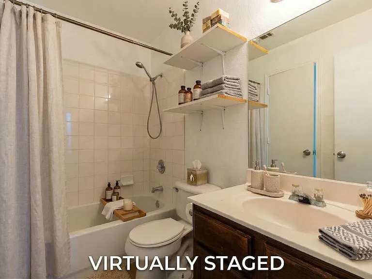 5904 Greengate Dr #D — Photo 21