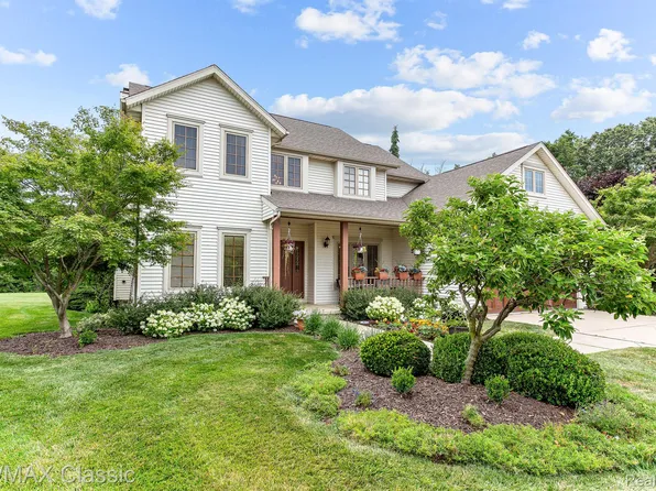4092 Bayview Cir, Newport, MI 48166