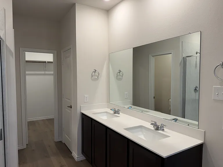 2025 Buffalo Hill Dr #1 — Photo 9
