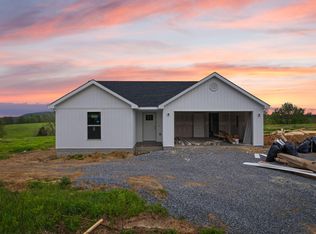 1123 Penick Rd, Lebanon, KY 40033