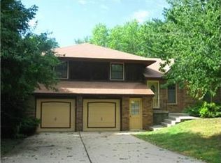 5800 NW Klamm Dr, Kansas City, MO 64151