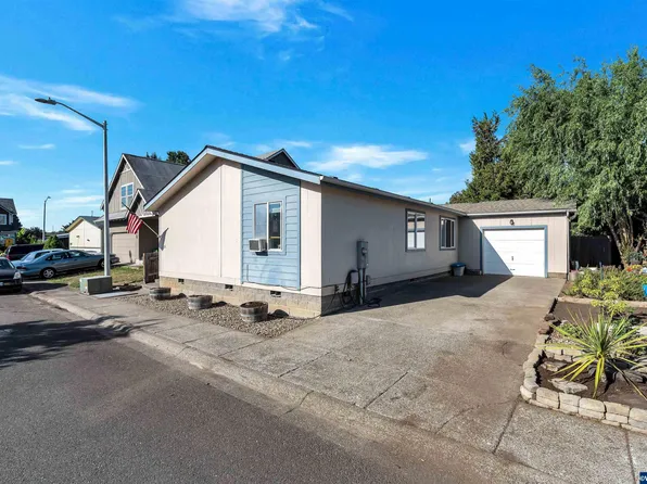 3895 Blanche Ln NE, Salem, OR 97305