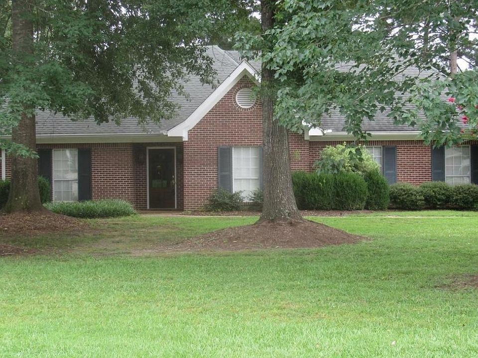1st image of 464 Grand Oak Dr