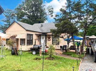 407 S Elm St, New Boston, TX 75570