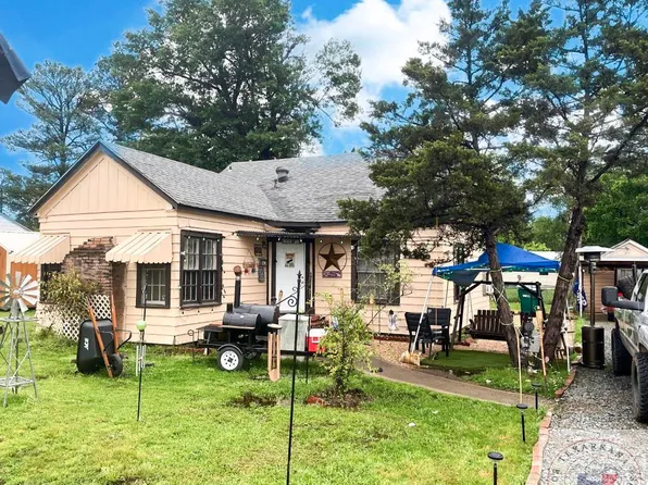407 S Elm St, New Boston, TX 75570