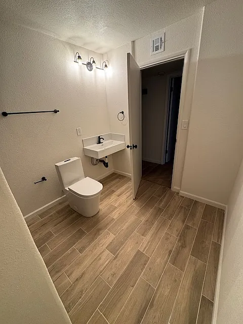 4 bed, 2.5 bath, $2,650 — Photo 4