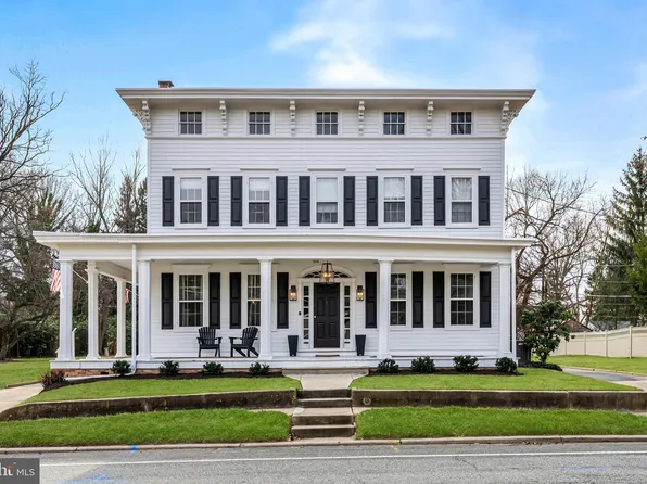 526 Kings Hwy, Moorestown, NJ 08057