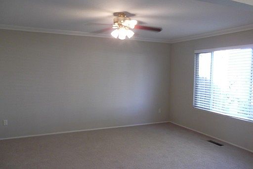 5th image of 24 Orinda Cir