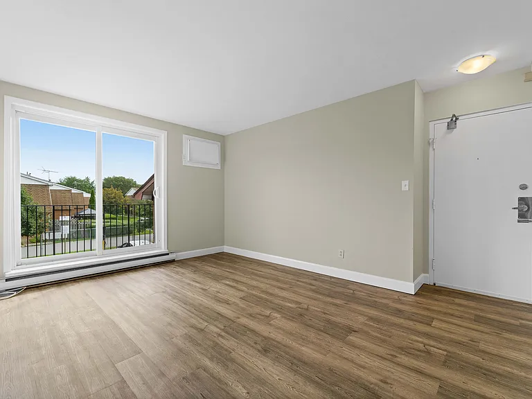 5407 Empress St — Photo 9