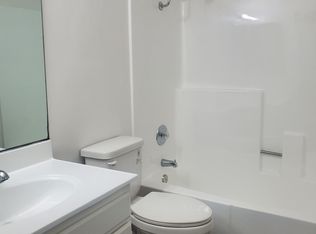 451 E Port Hueneme Rd #221, Pt Hueneme, CA 93041