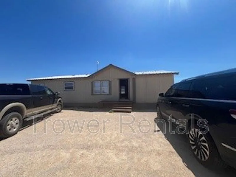 3 bed, 2.0 bath, $1,650 — Photo 1