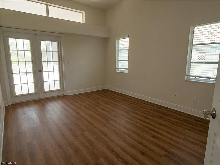 11394 Waterford Village Dr — Photo 11
