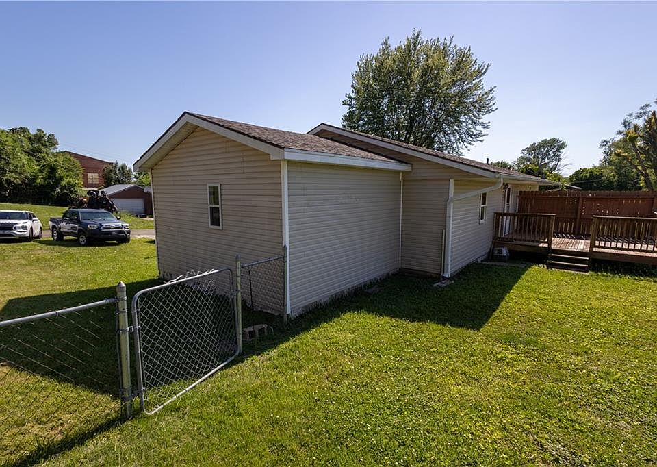 105 SE 3rd St, Faucett, MO 64448 Zillow