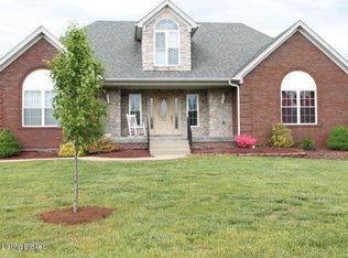 230 River Rock Dr, Shepherdsville, KY 40165