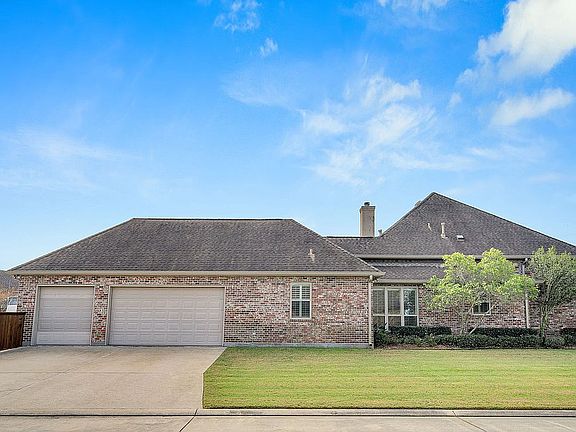 3rd image of 729 Spring Thyme Dr