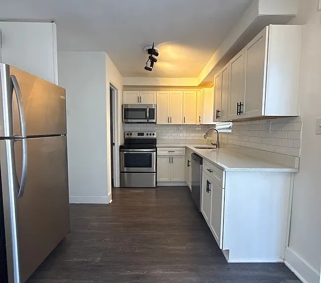 White Oak Townhomes — Photo 10
