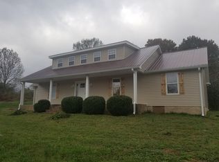 564 Carter Branch Rd, Hartsville, TN 37074