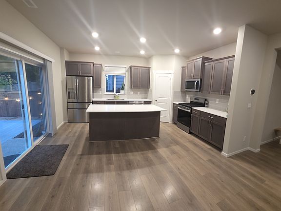 5th image of 1129 SW Pendleton Way