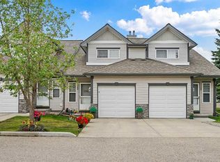 160 N Millview Grn SW, Calgary, AB T2Y 3W1