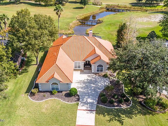 3rd image of 2706 COUNTRY CLUB Boulevard