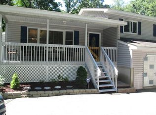 197 Wild Meadow Dr, Milford, PA 18337